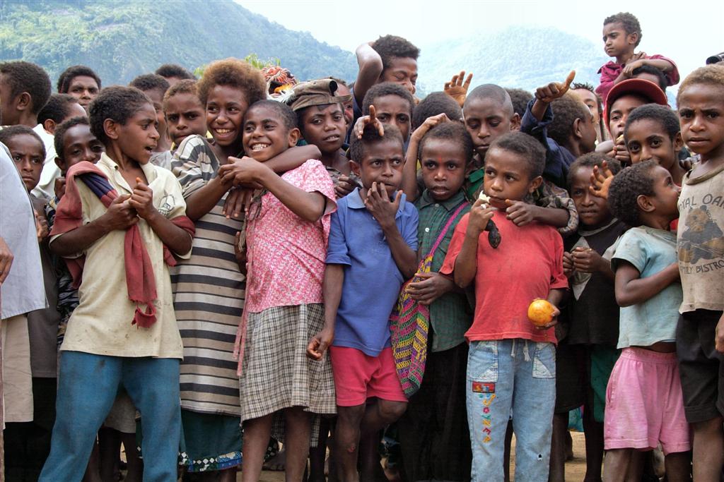 GUINÉ PIRÂMIDE POPULACIONAL